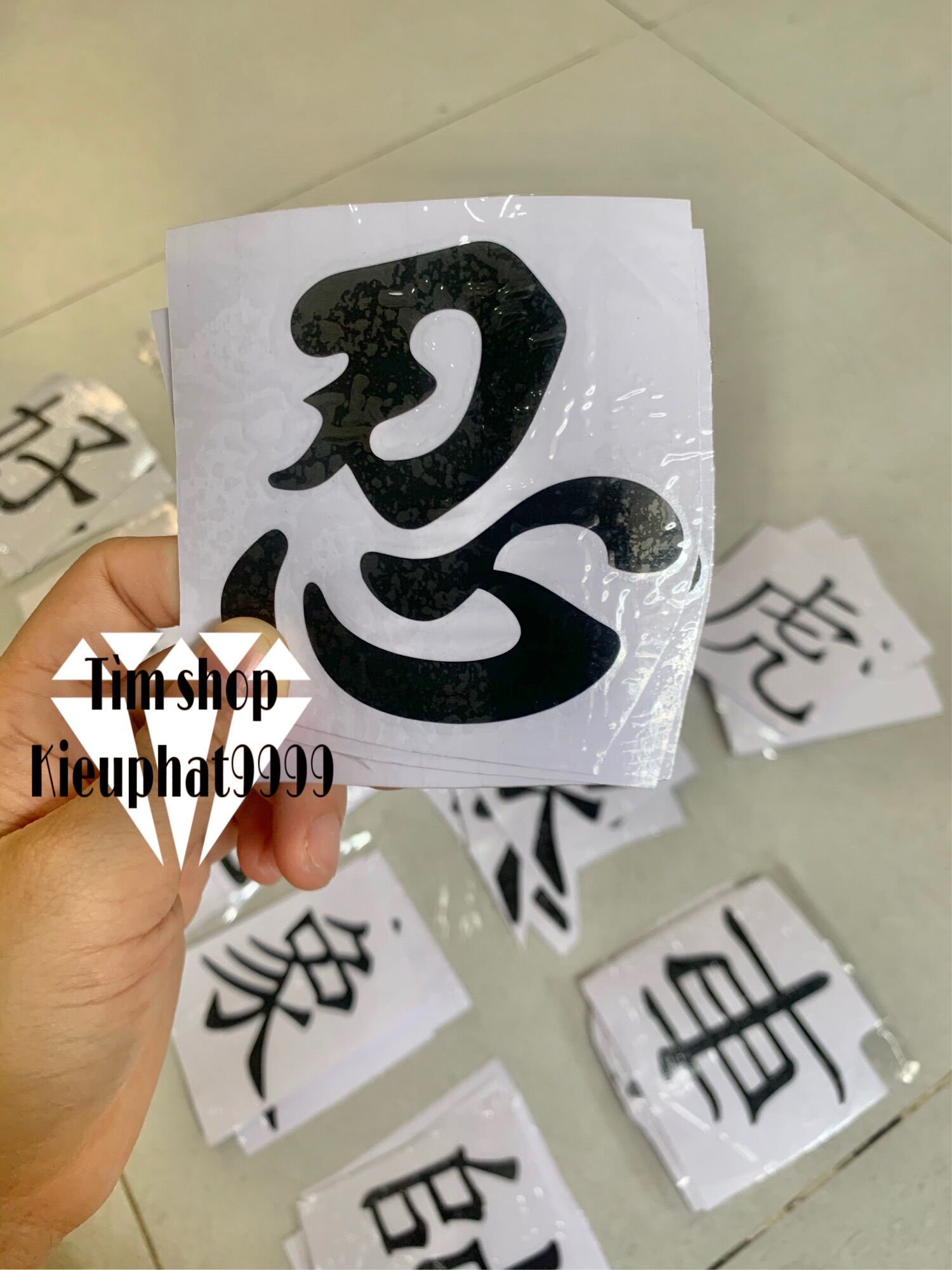 Tem Decal Chữ Tàu Dán xe máy Giá 2 Tem