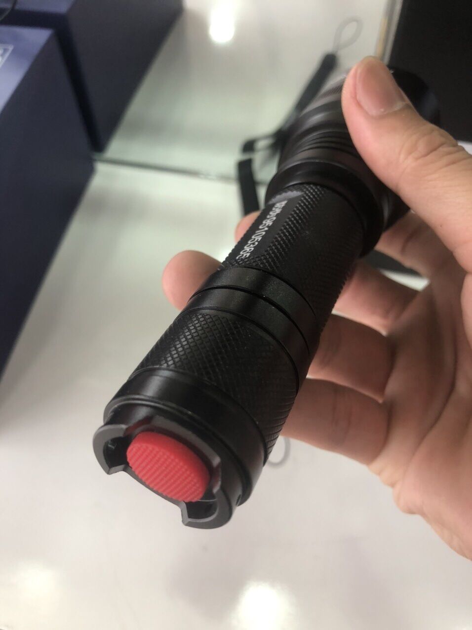 Đèn pin Supfire M1