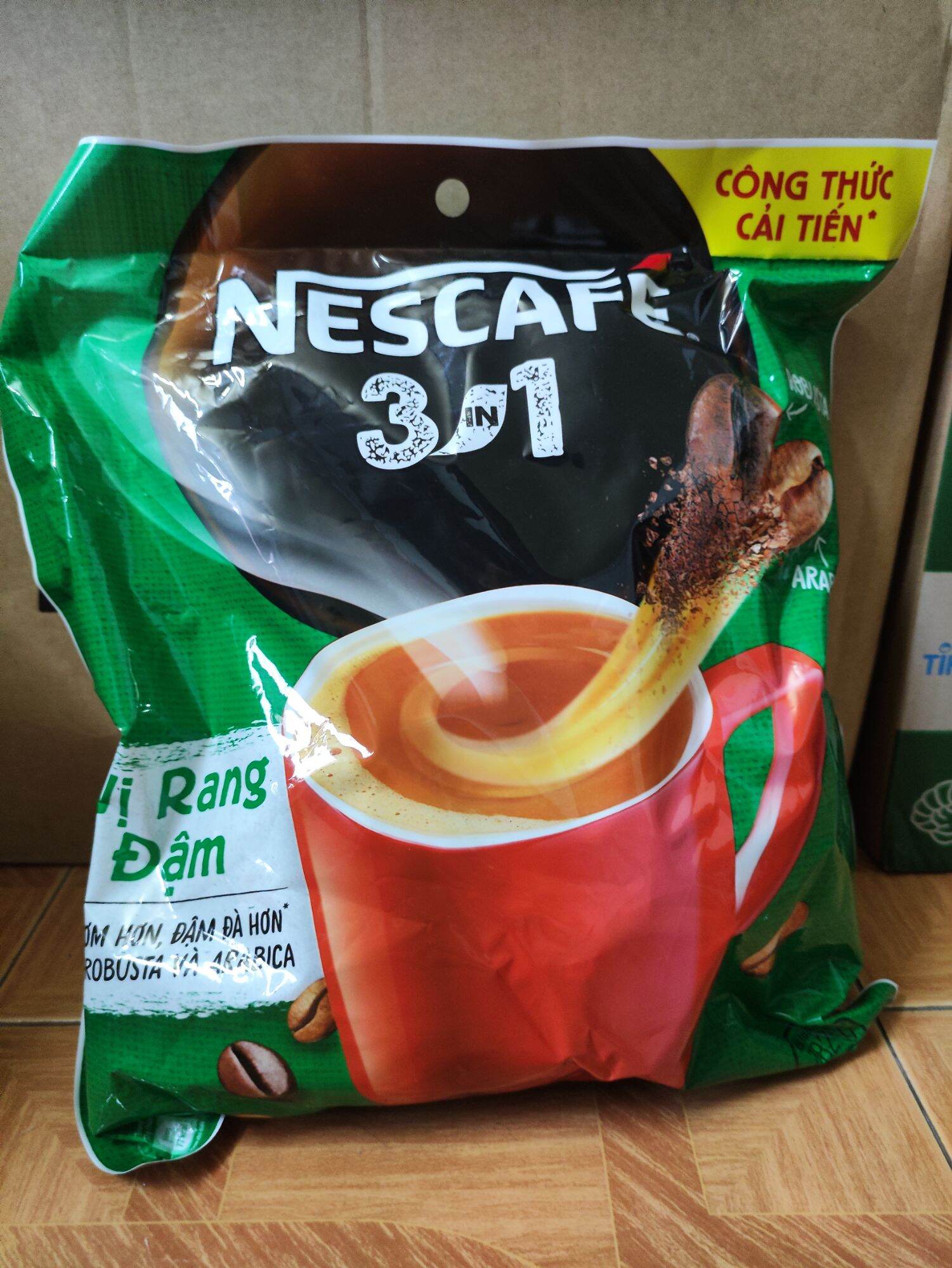 Nescafe 3in1 rang xay hoà tan đậm vị cà phê màu xanh 1/2024