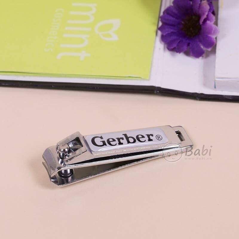 [HCM]Bấm móng tay cho bé hiệu Gerber