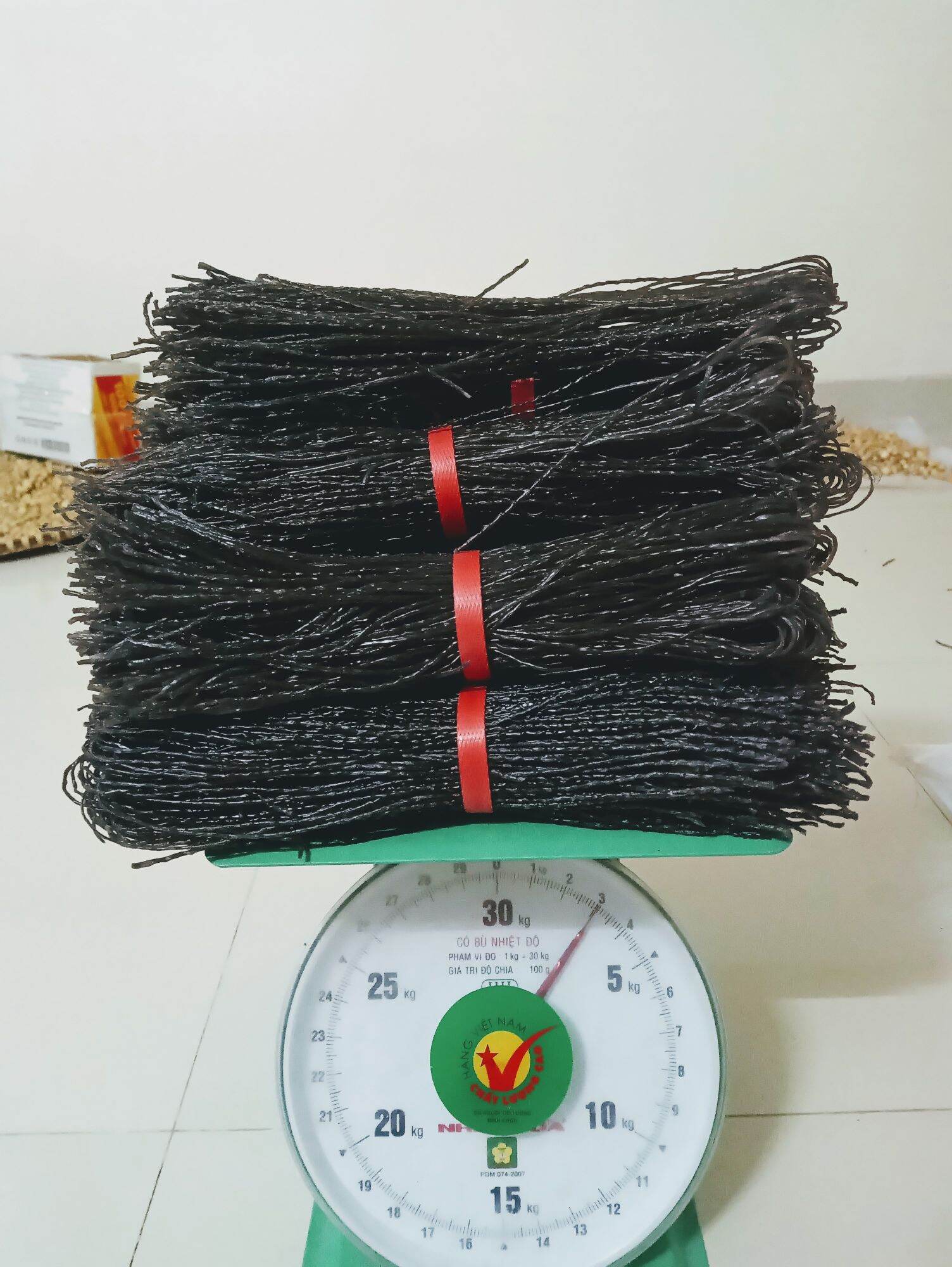 1kg Miến dong đen Lào