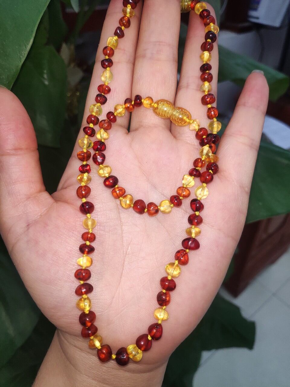 Vòng hổ phách cho bé ( Vòng cổ ).