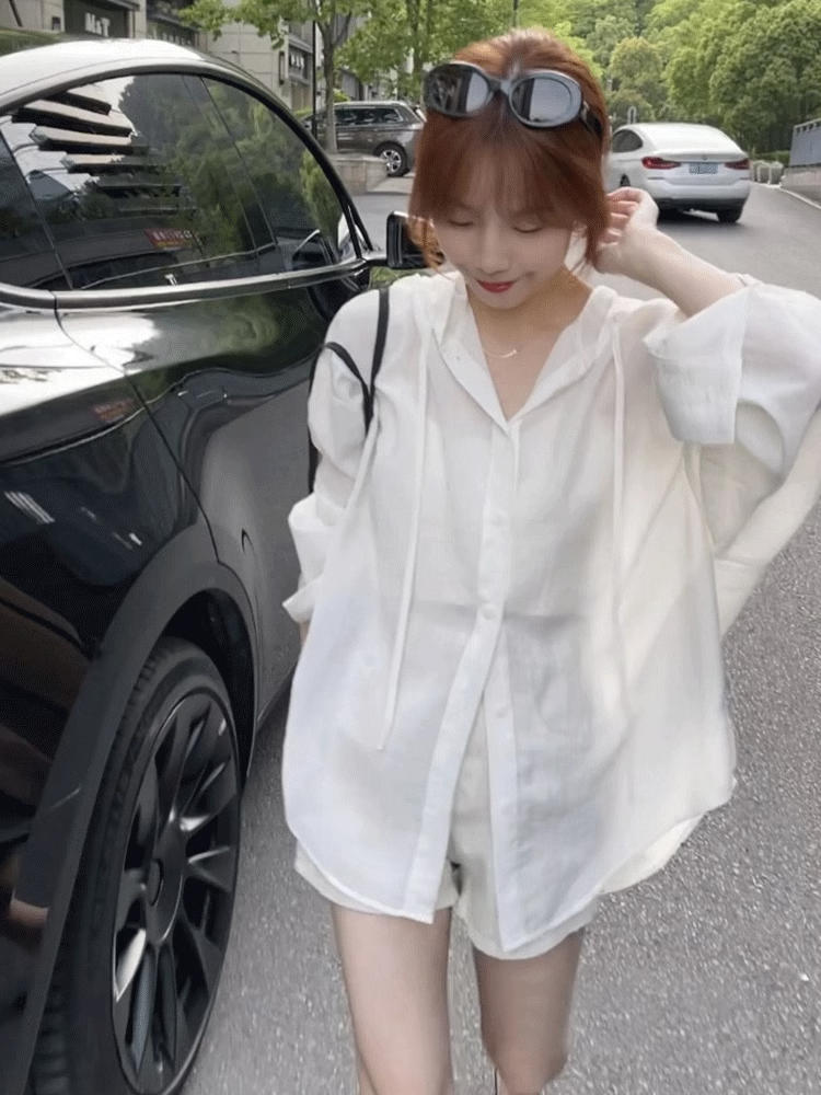 Áo Sơ Mi Lụa Trắng Có Mũ Trùm Đầu Cho Nữ Áo Khoác Mỏng Mùa Hè Thiết Kế Rộng Rãi Áo Chống Nắng Áo Sơ 