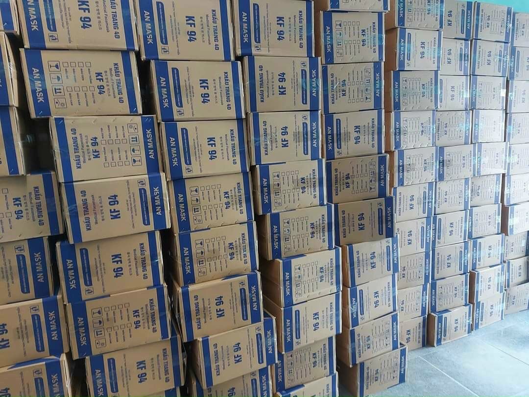 1 thùng 100 cái Khẩu trang KF94 (thùng 10 gói, gói 10 cái )