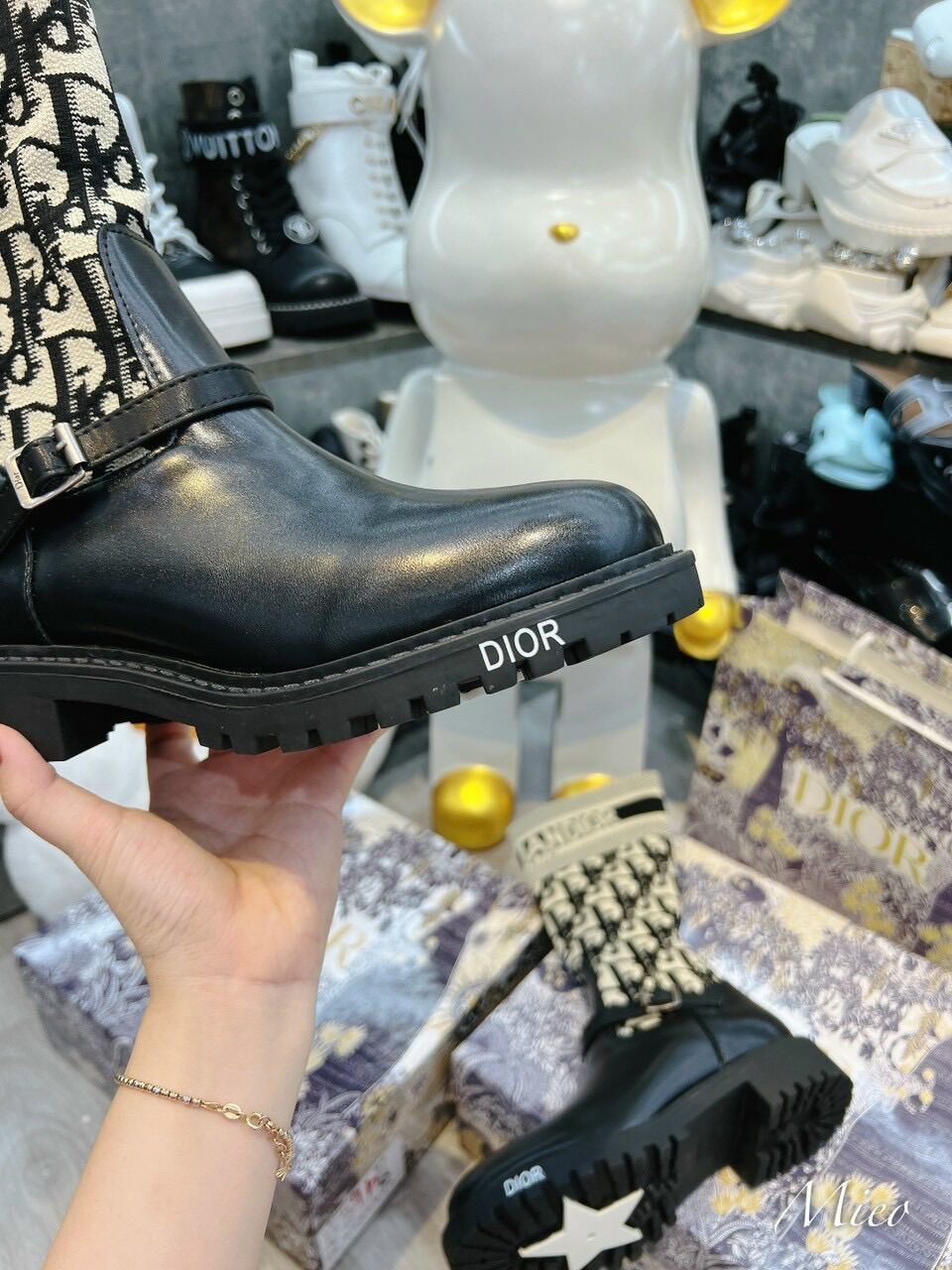Hàng sẵn Boot Di Or fullbox