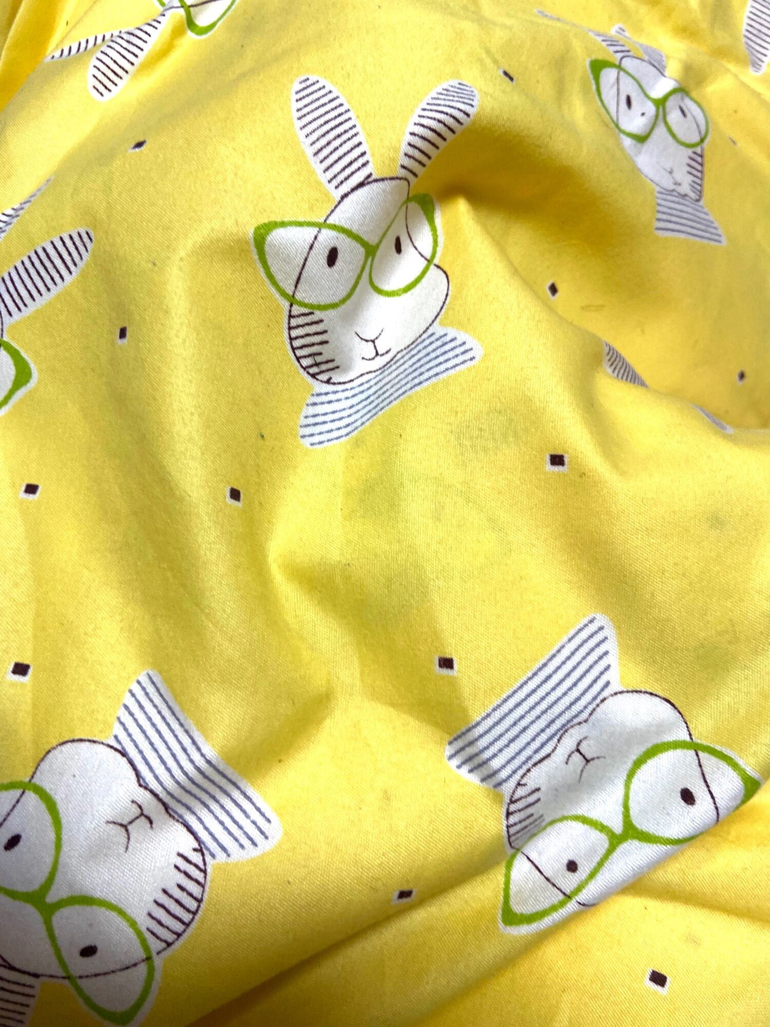 Vải kate thái hình thỏ may đồ bộ may váy áo cho bé 1m x 1m6