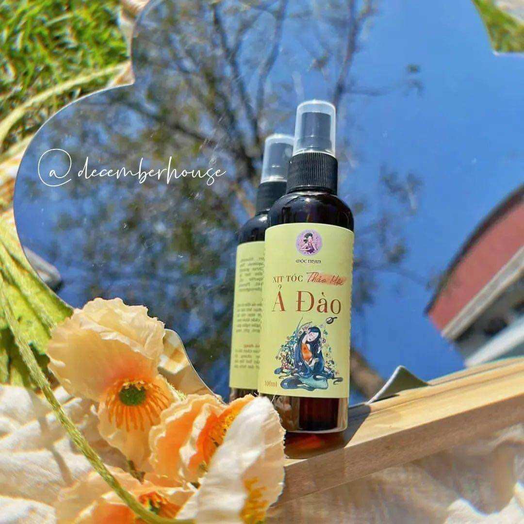 Xịt Bưởi Kích Mọc Tóc Ả Đào Mộc Nhan Natural 100ml