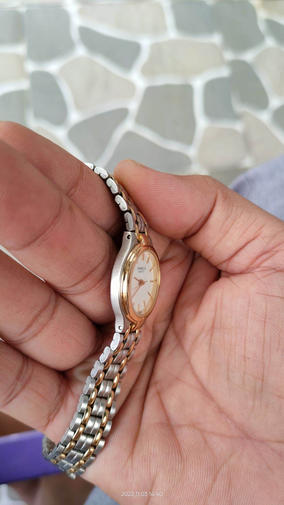 Đồng hồ hiệu Caravelle Nhật