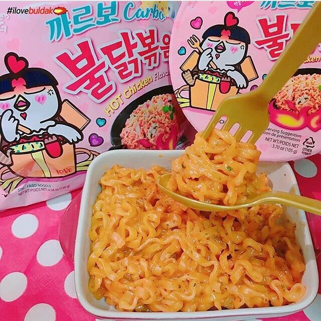 Mì Gà Cay Phô Mai Carbonara Samyang 130g (hồng)