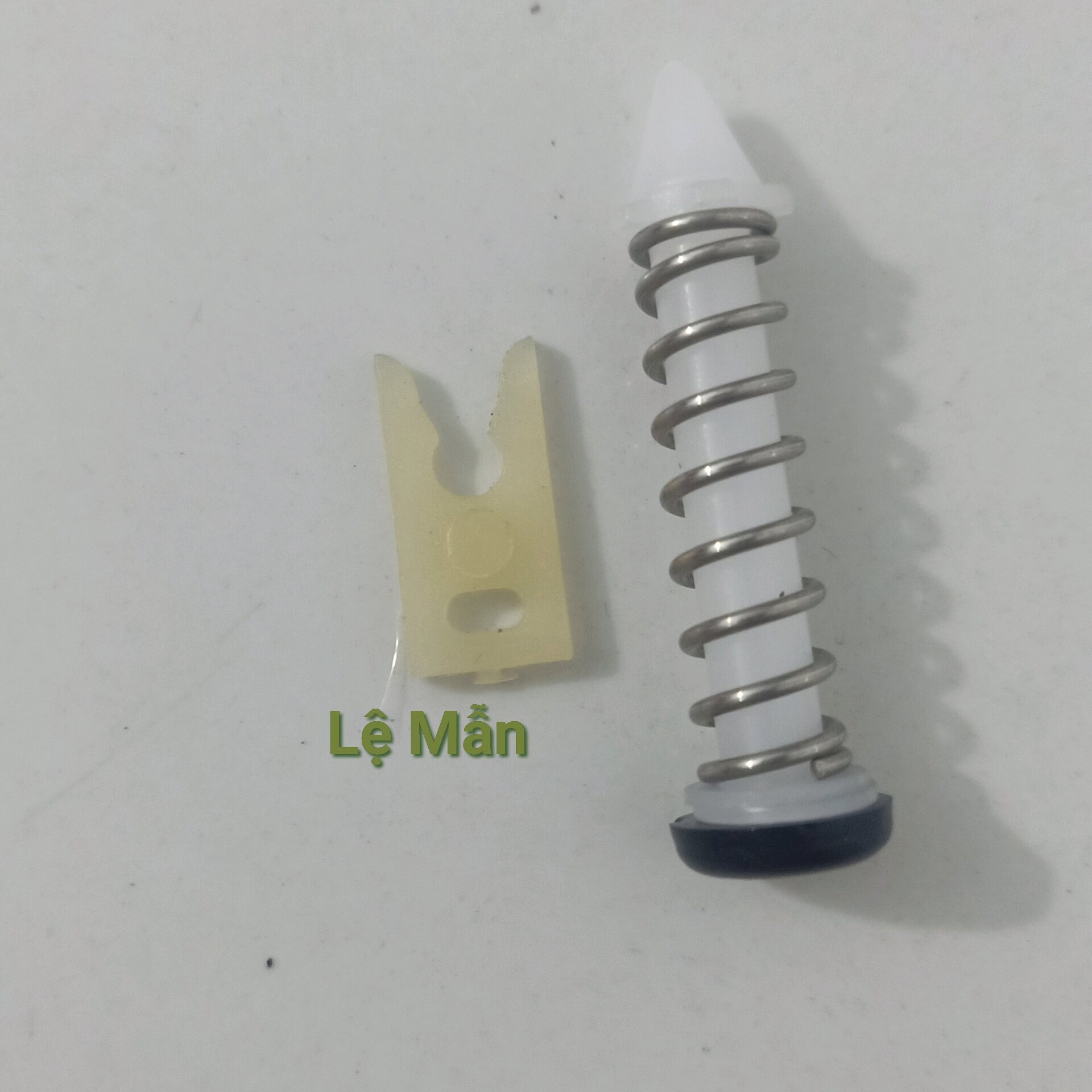 Bộ Chốt Bình Xịt Tưới Cây 2L Dudaco có chốt gài - Bình Xịt Khử Khuẩn 2L