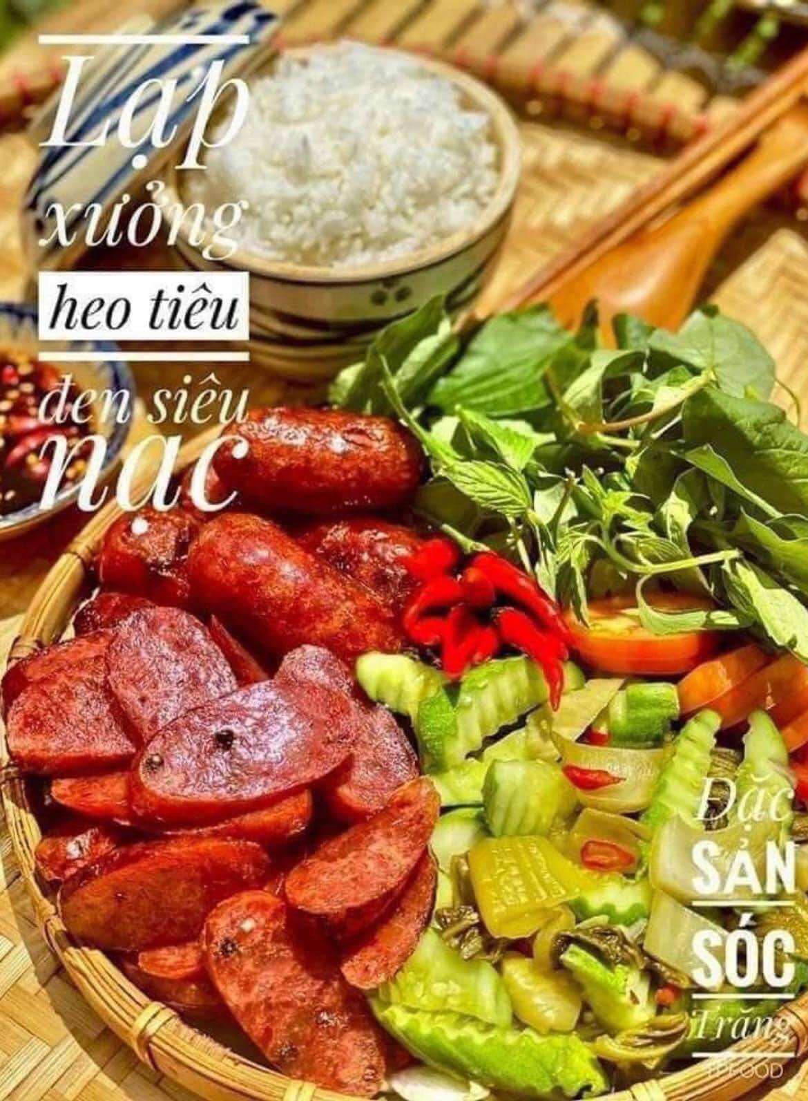 LẠP XƯỞNG HEO KHÔ TIÊU ĐEN