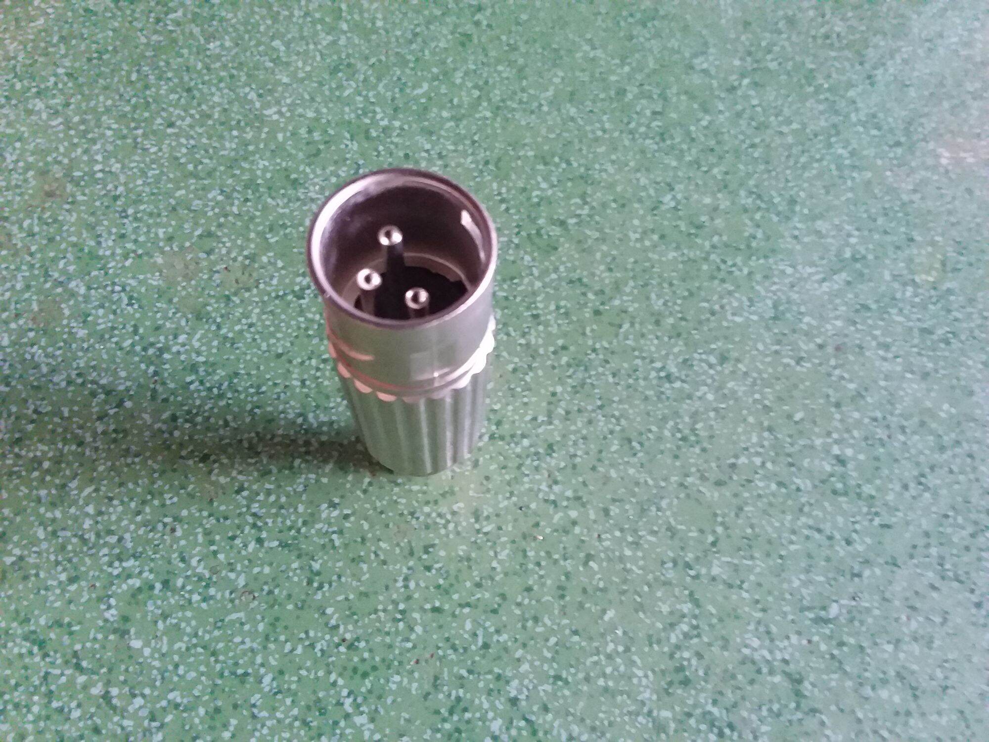 1-RẮC INOX CANON RA AV