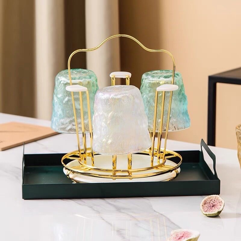 Giá úp cốc 6 ngăn có khay hứng nước - giá úp ly mạ vàng cao cấp