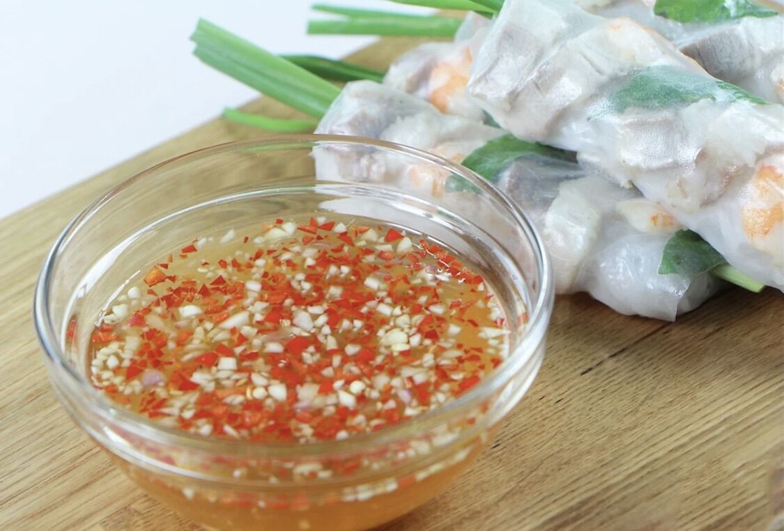 Nước chấm tỏi ớt chua ngọt pha sẵn 250ML