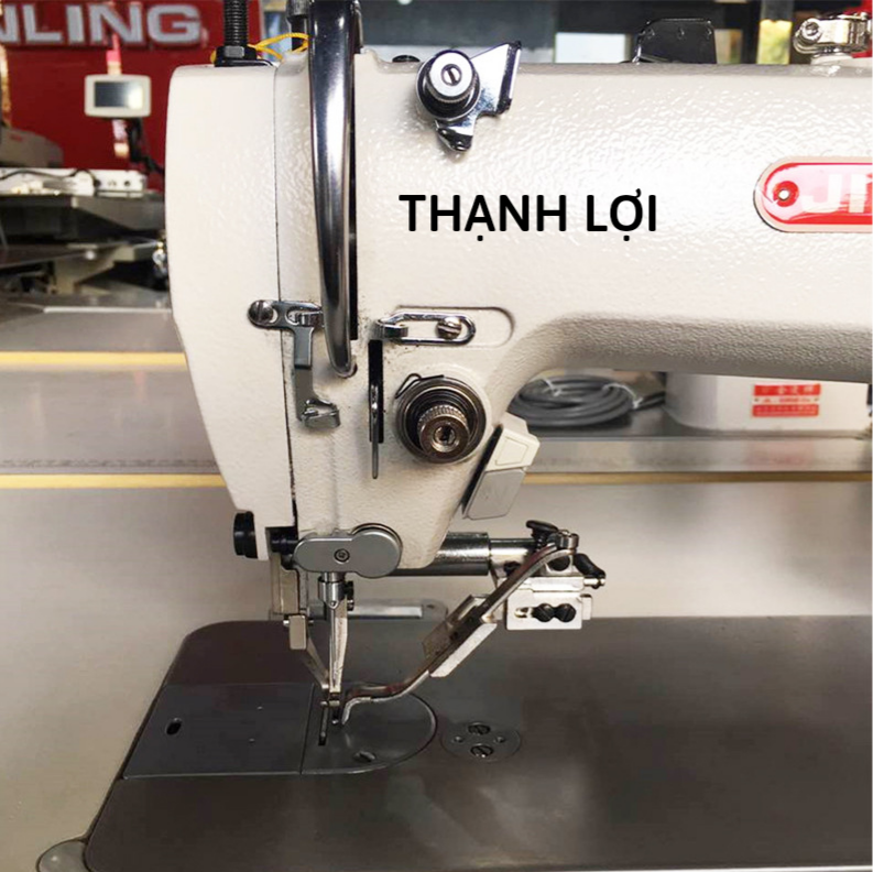 Cử Treo Canh Lề Máy Bước Máy Cào Bơi