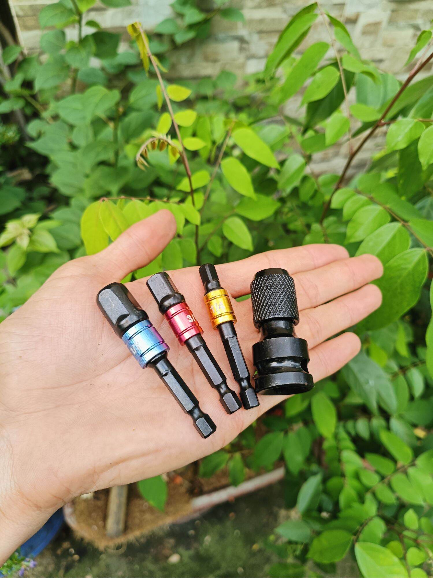 Bộ 4 đầu chuyển từ bắt vít sang bulong