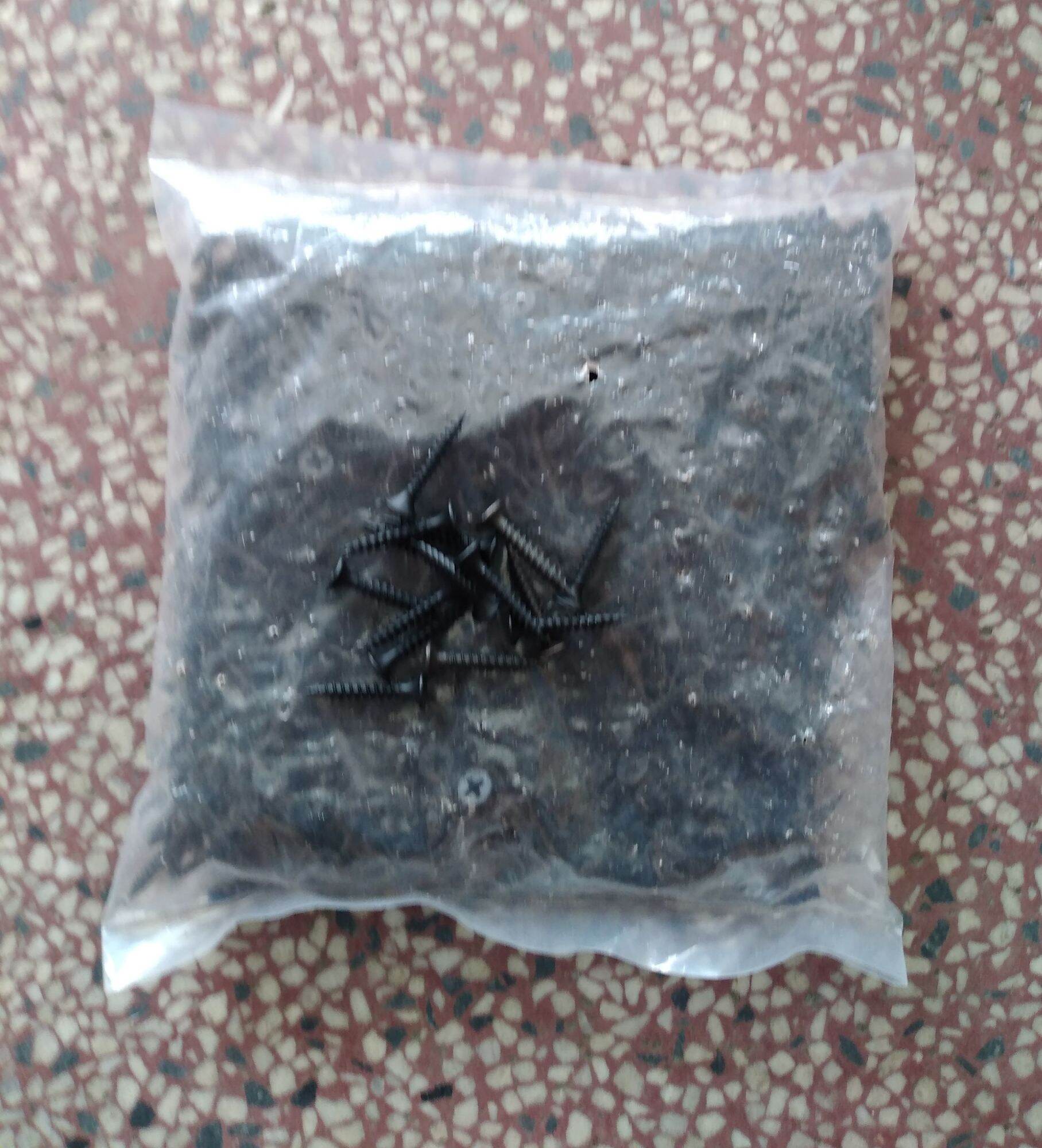 1 bịch vít đen= 1kg bắn thạch cao, gô, nhựa..từ 1,5cm÷5cm