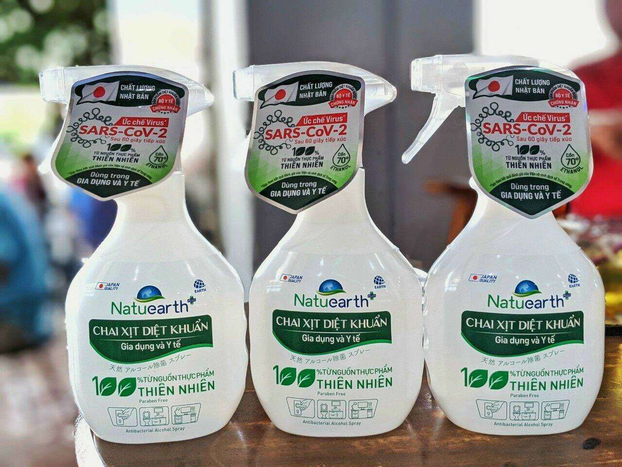 Cồn Xịt Diệt Khuẩn Natuearth Plus 410ml
