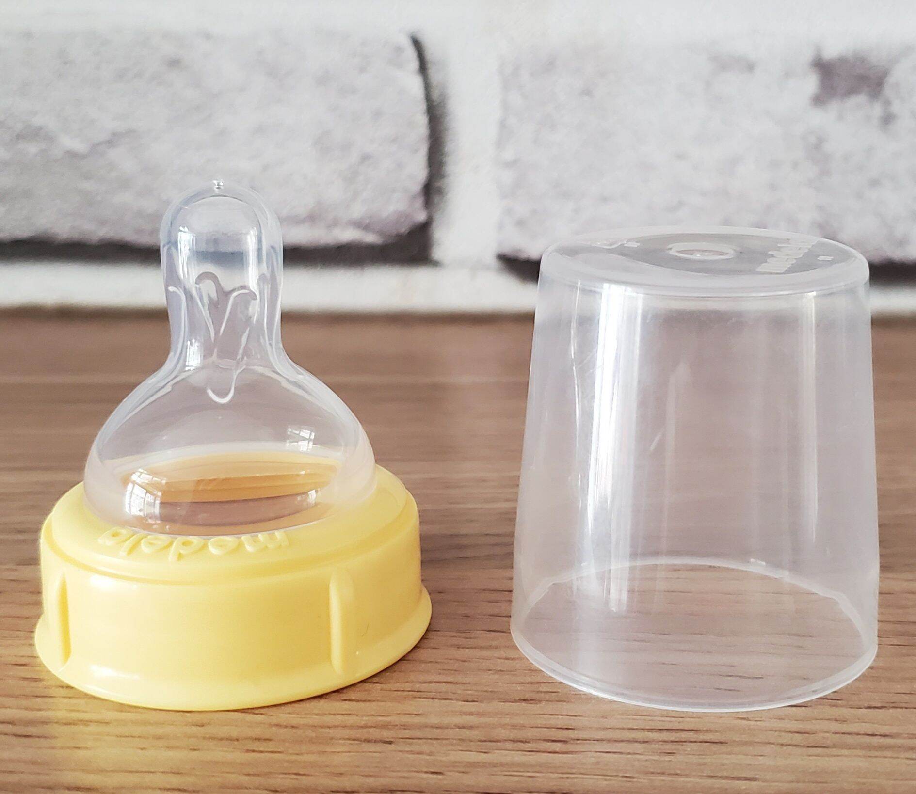 Núm ti siêu mềm Medela (S, M)