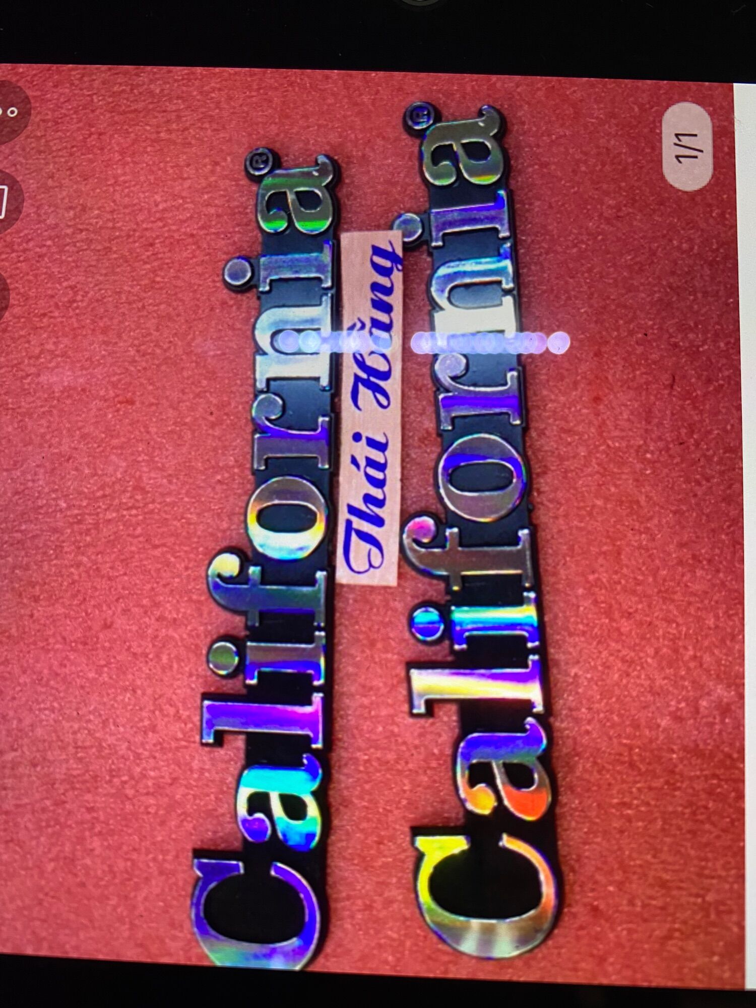 chữ CALIFORNIA giá cho 1 đôi