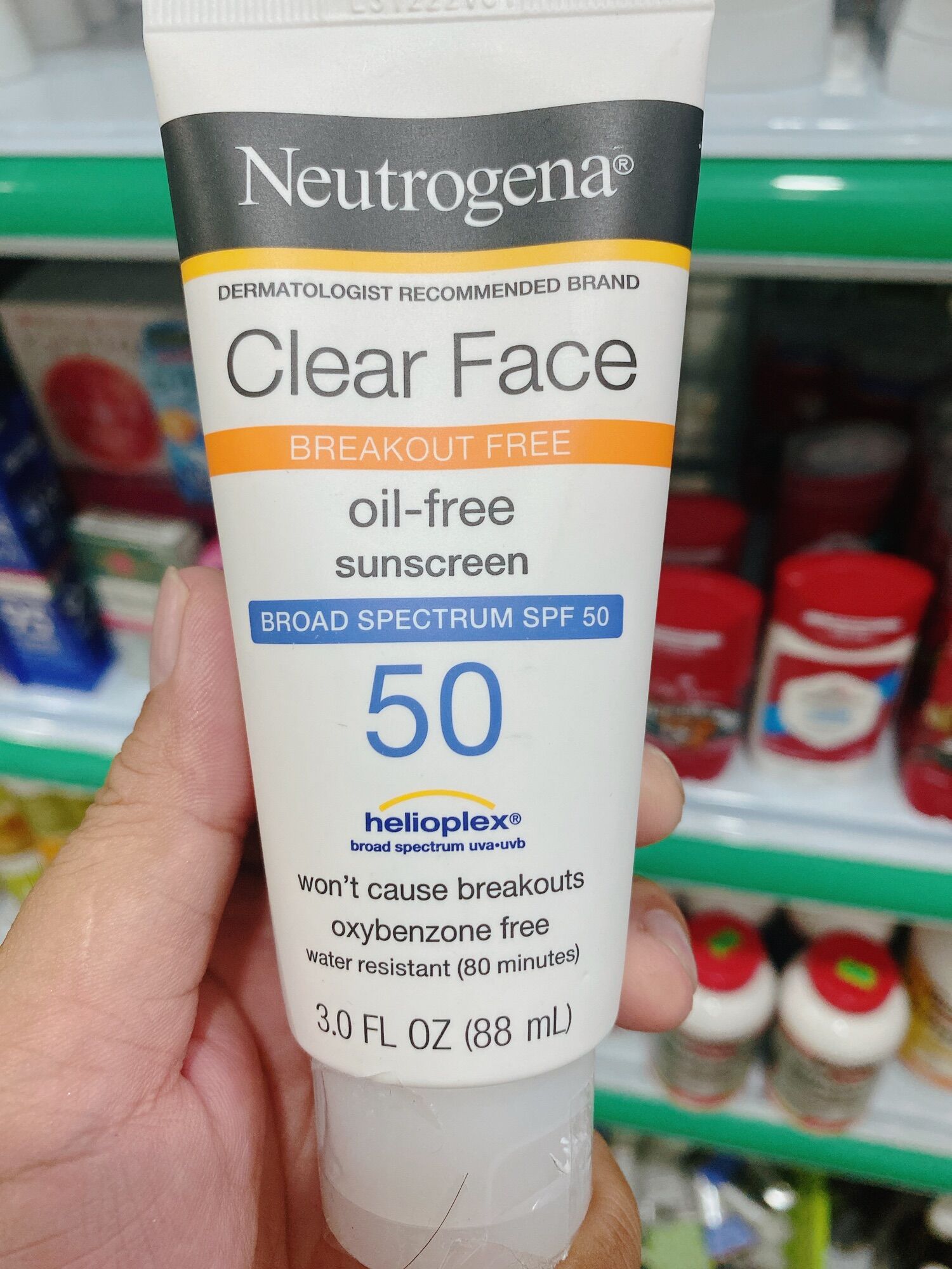 Kem Chống Nắng Neutrogena Clear Face Broad Spectrum SPF 50 88ml