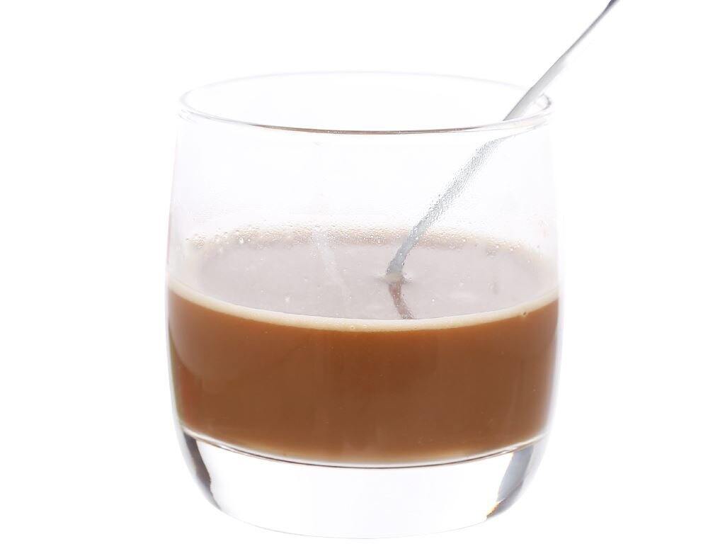 Cà phê sữa hòa tan HIGHLANDS COFFEE hộp 10 gói (10 gói x 17g)