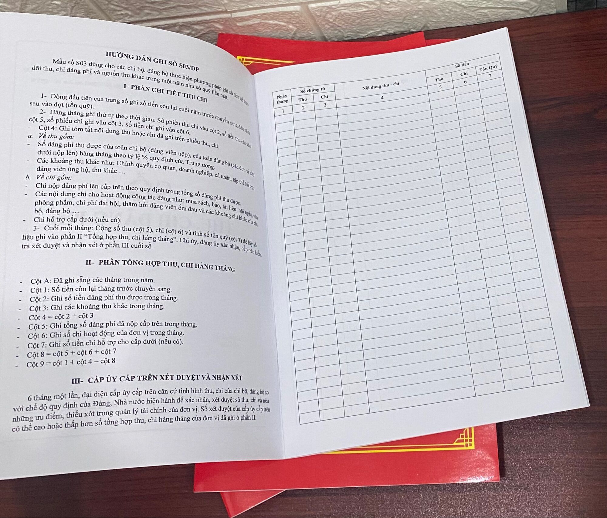Sổ Thu Chi Đảng Phí Và Các Nguồn Thu Khác