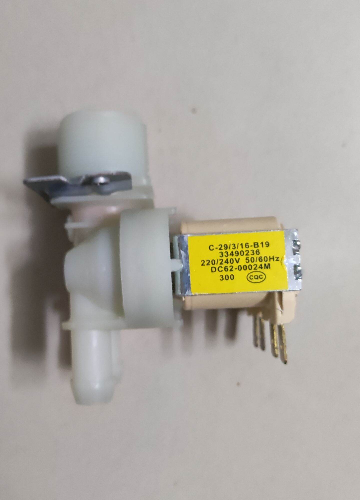[HCM]van cấp nước máy giặt đôi LG/ electrolux (loại tốt)