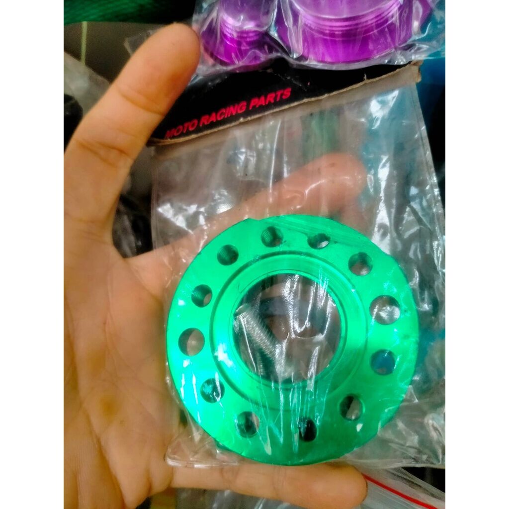 Thớt xoay đế gắn bình xăng bông mai