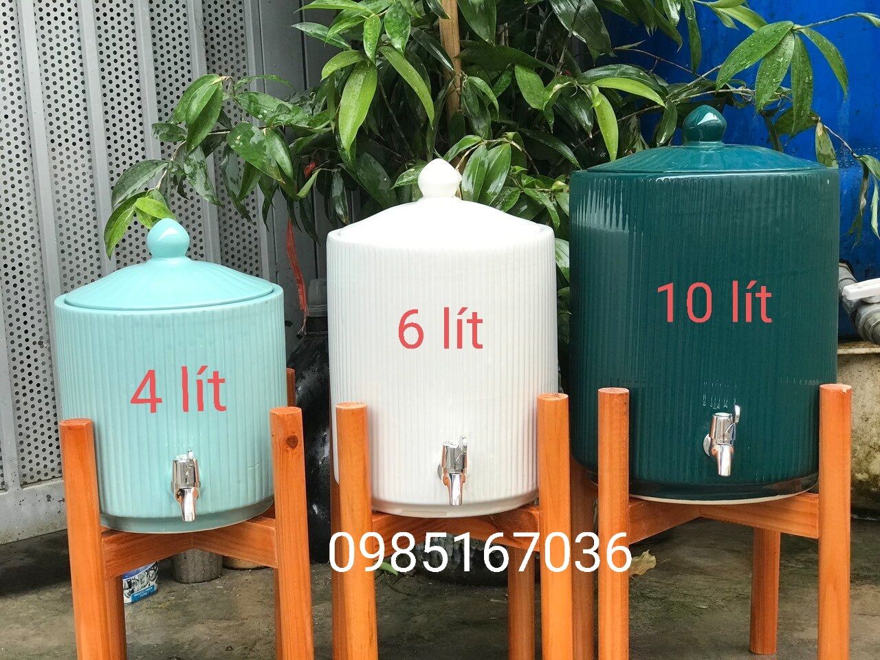 Kệ gỗ đựng bình nước 4 lít,5 lít và 6 lít
