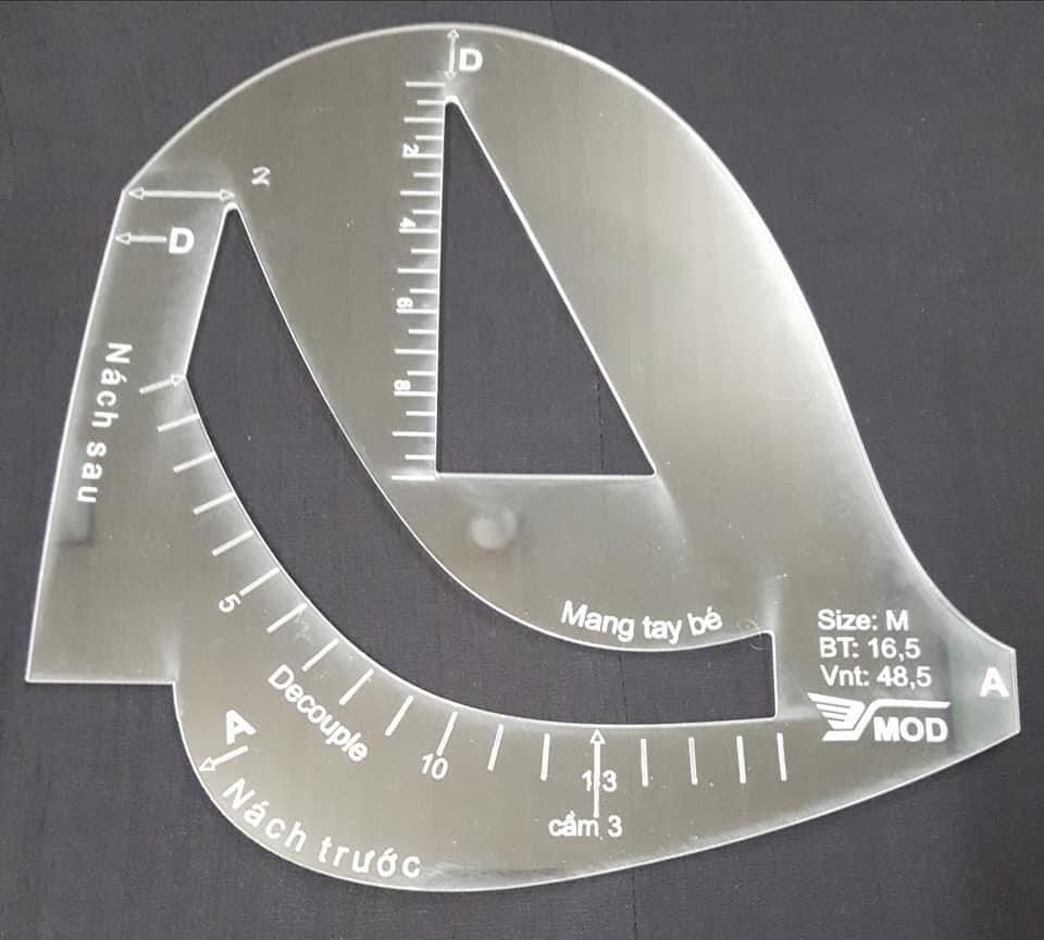 Thước vẽ đầu tay áo vest