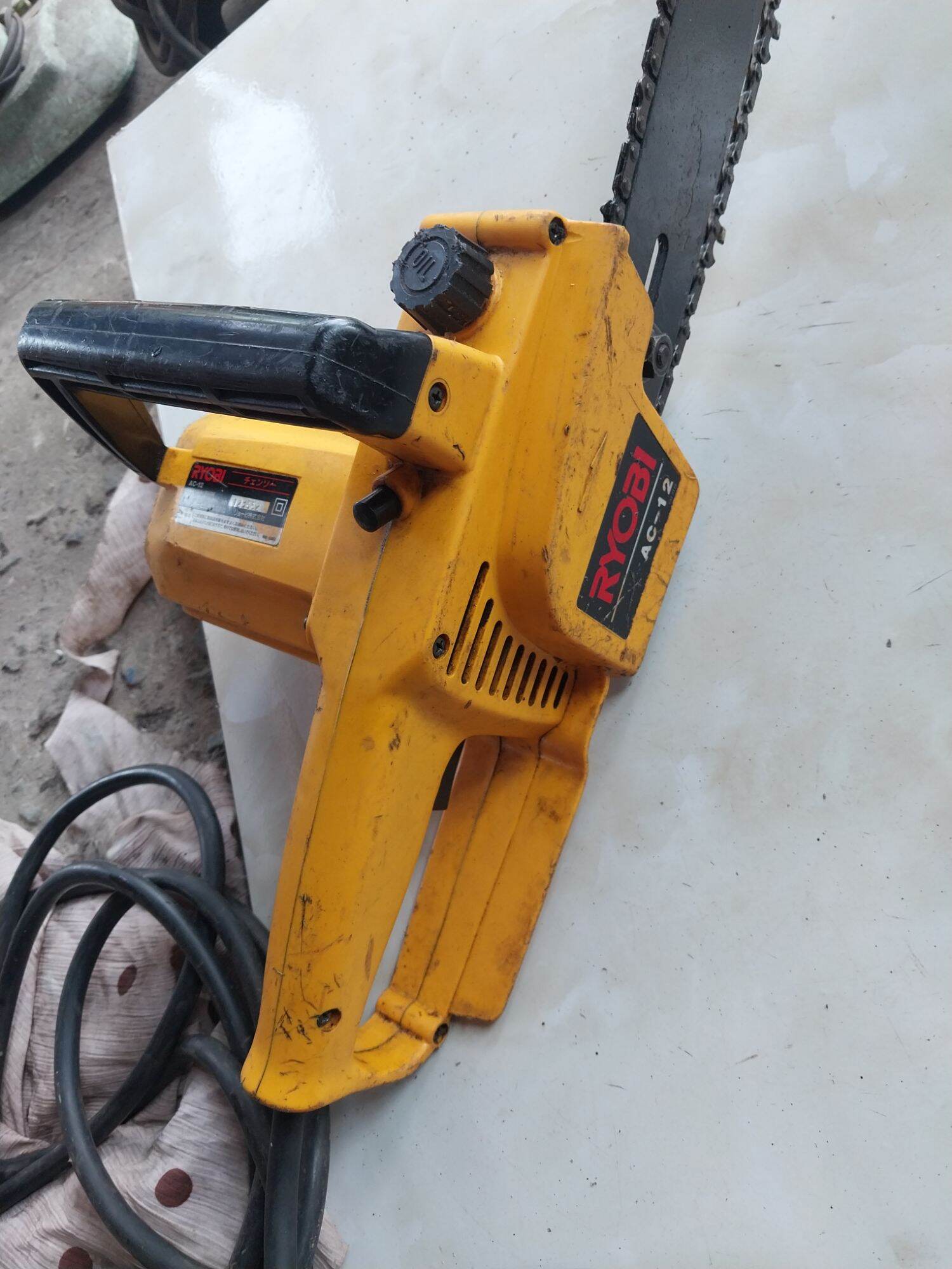 cua xích RyoBi nhật bãi điện 100v đã qua sử dụng lam chạy không thấy lửa dây rin mềm dẻo dài 4m5