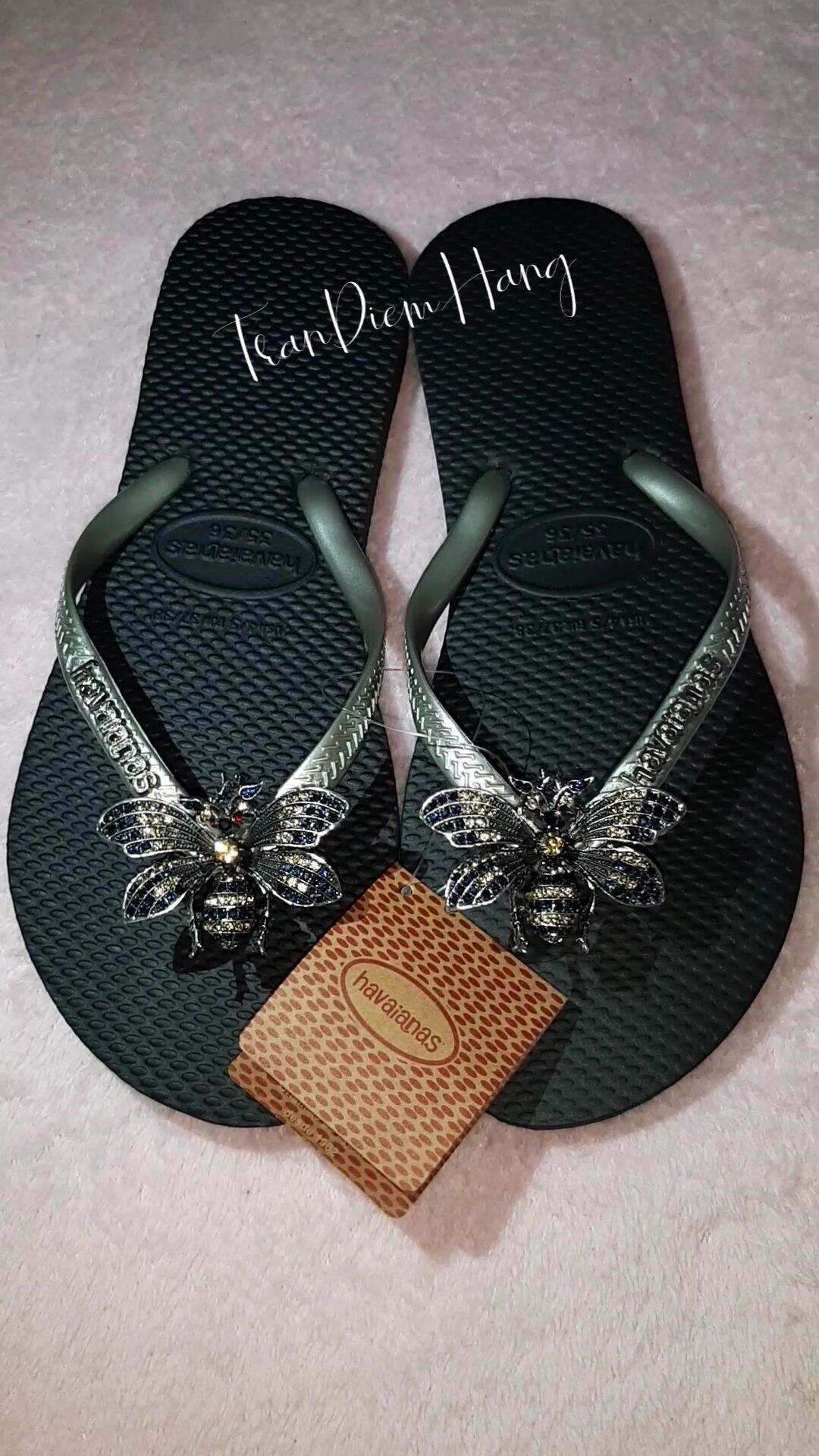 Dép Havaianas Thái mix charm ong
