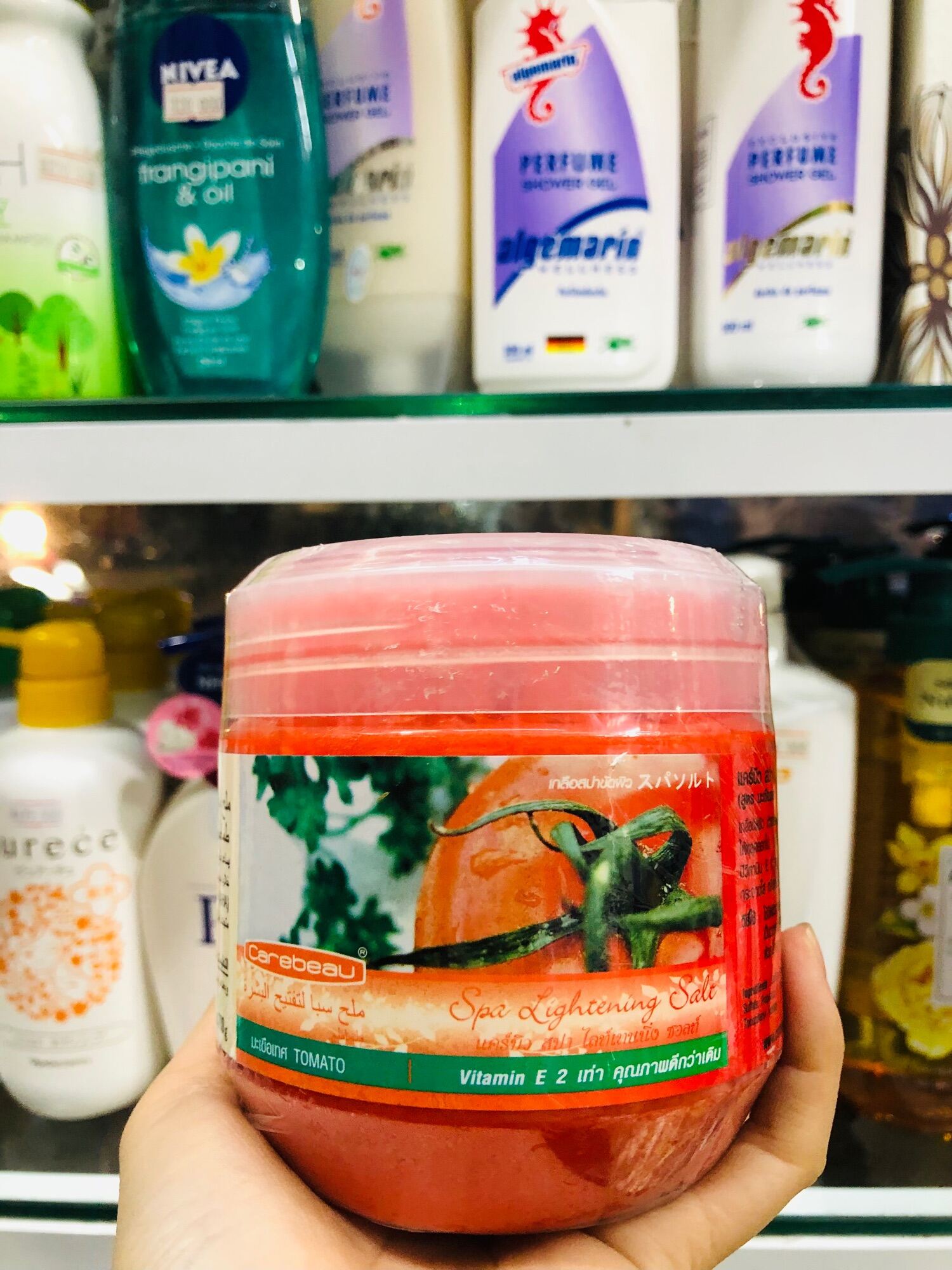 Muối Tắm Làm Trắng Da Carebeau Spa Lightening Salt 700g-hương cà chua