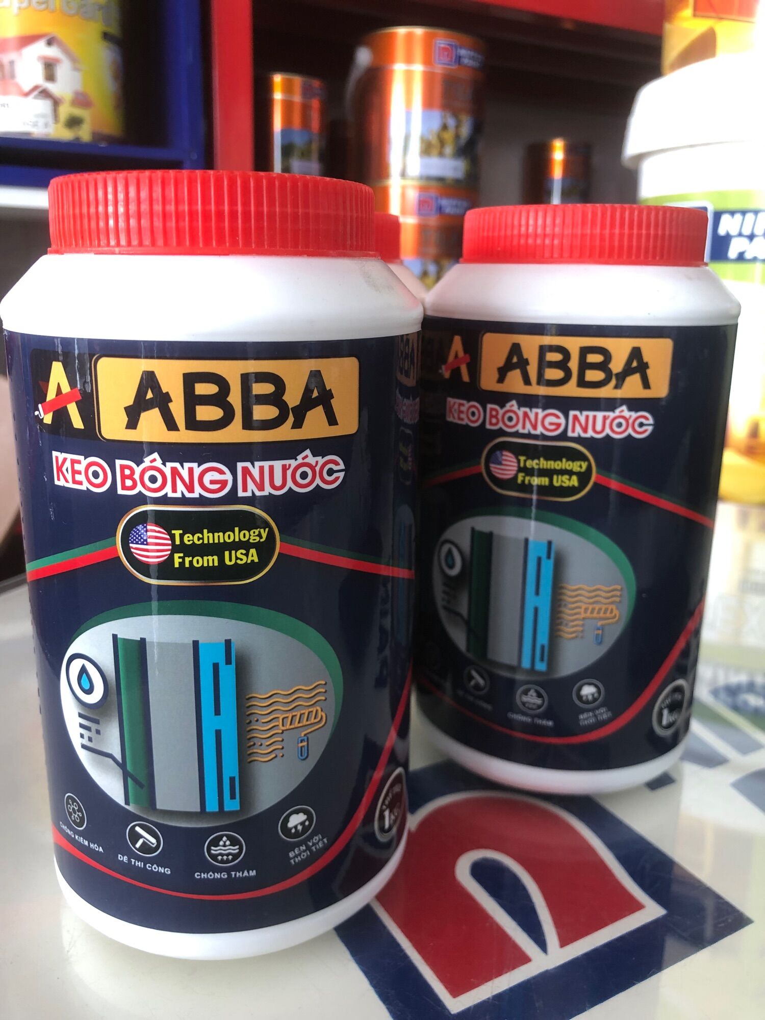 Keo bóng nước abba chống thấm tạo bóng cho gỗ , đá , tường ....