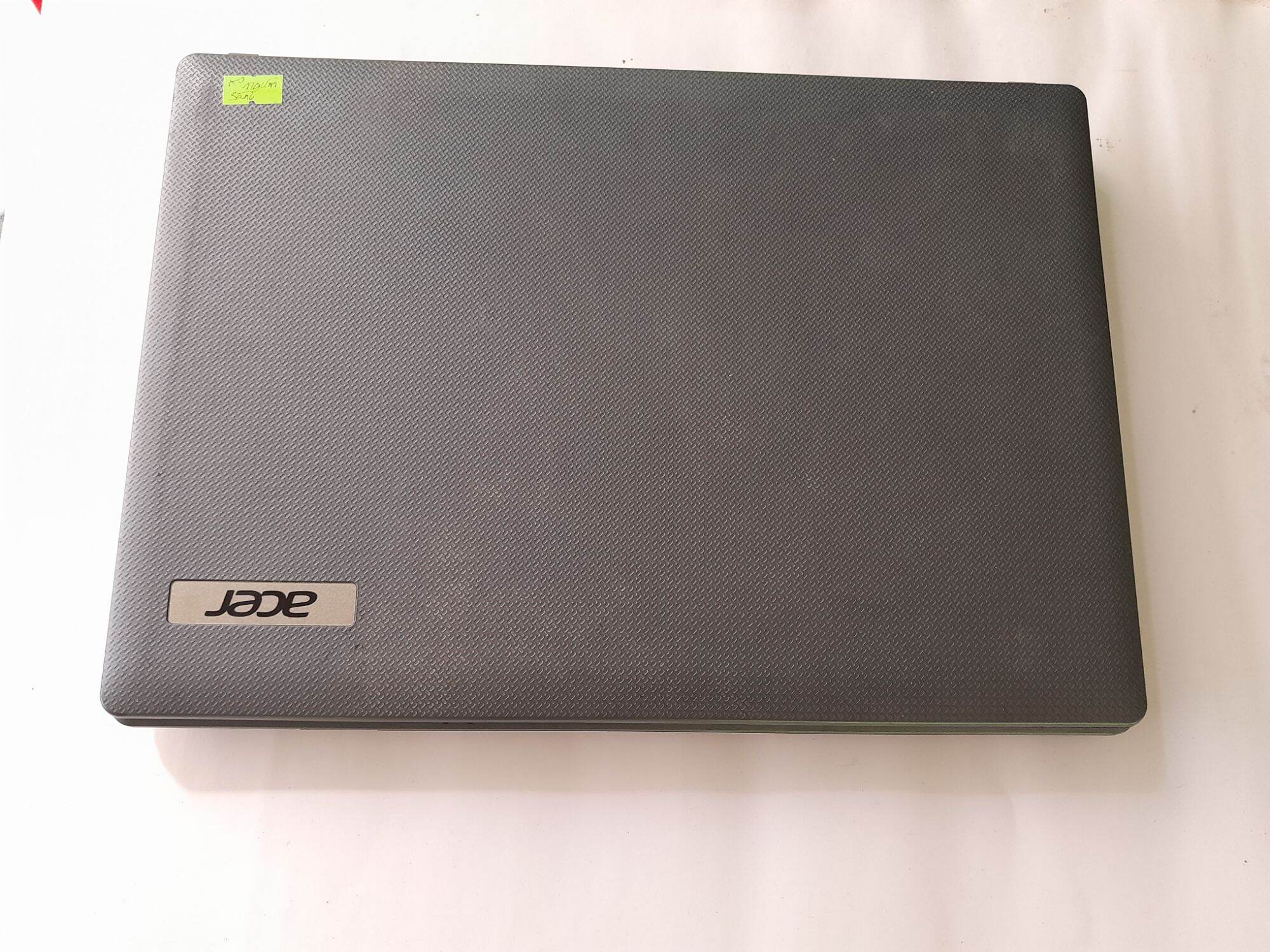 Bán Xác Laptop Acer 4349,  không lên hình. Giá bán 400k