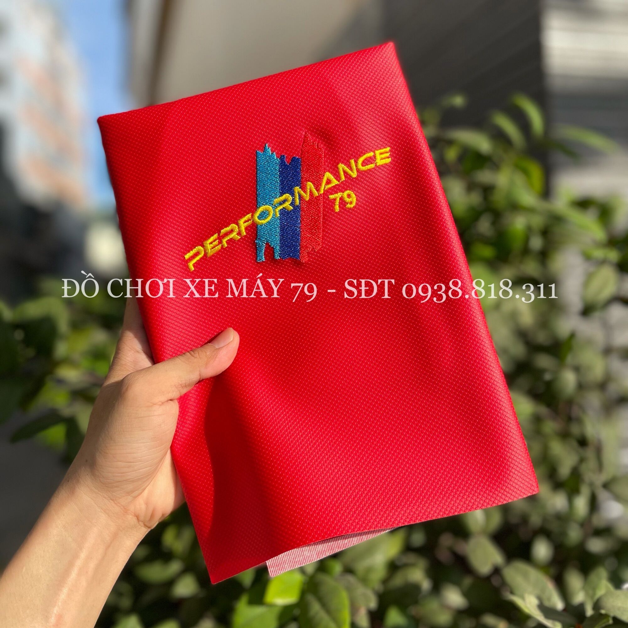 Da yên đỏ thái gắn mọi loại xe ga, xe số
