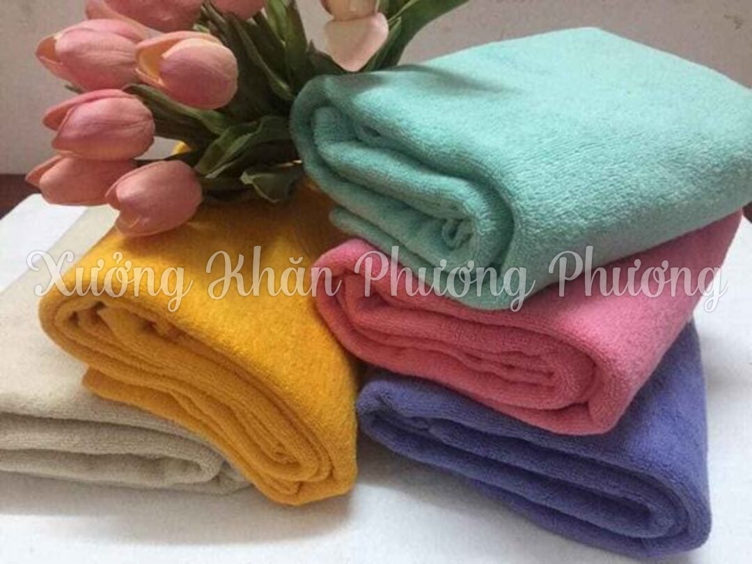 Khăn tắm Cotton cỡ lớn 70x140, dày vừa, 100% cotton, thấm hút tốt, không phai màu.