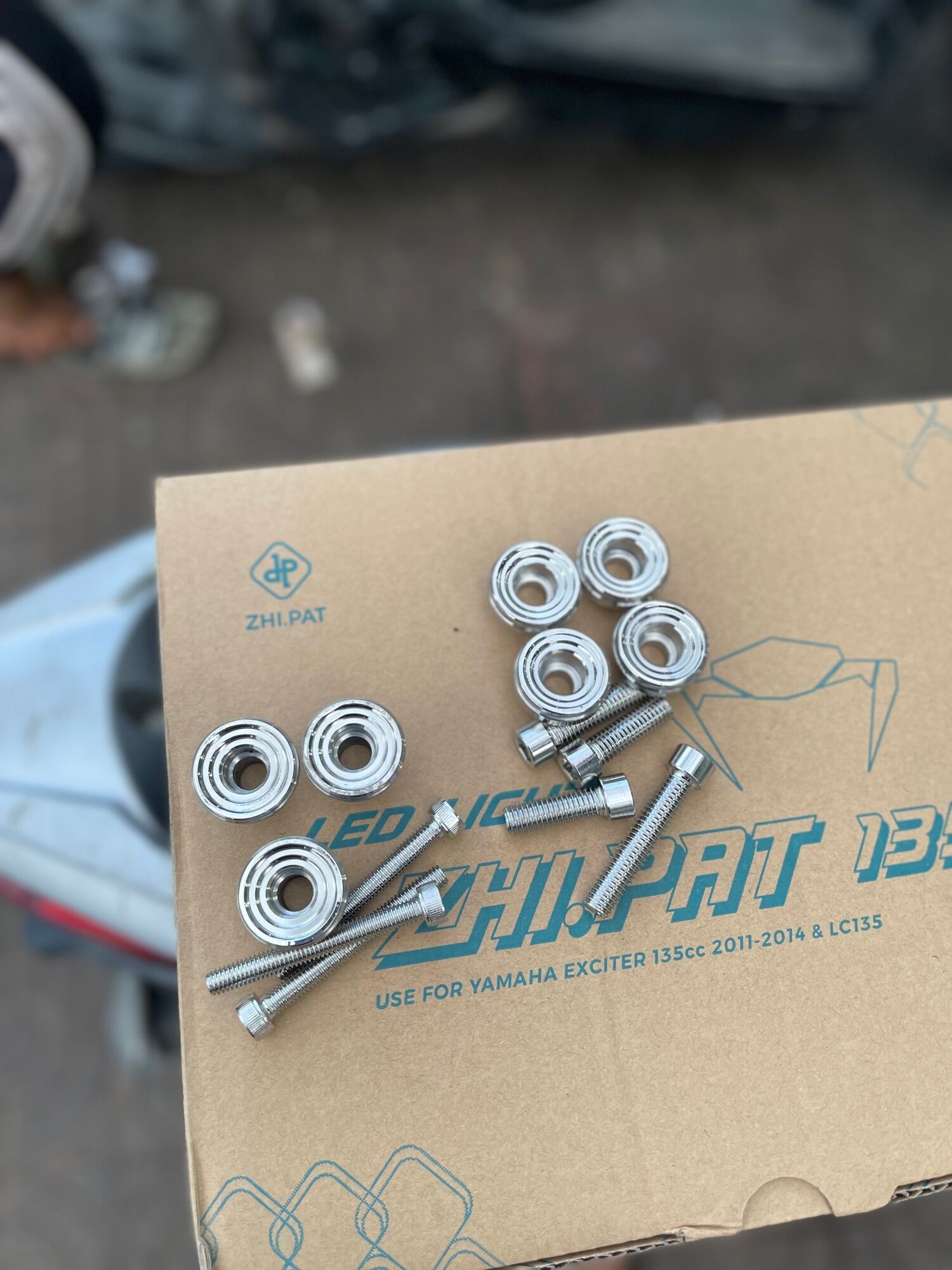 Khâu Rỗ , Gác chân Salaya inox 304 siêu sáng