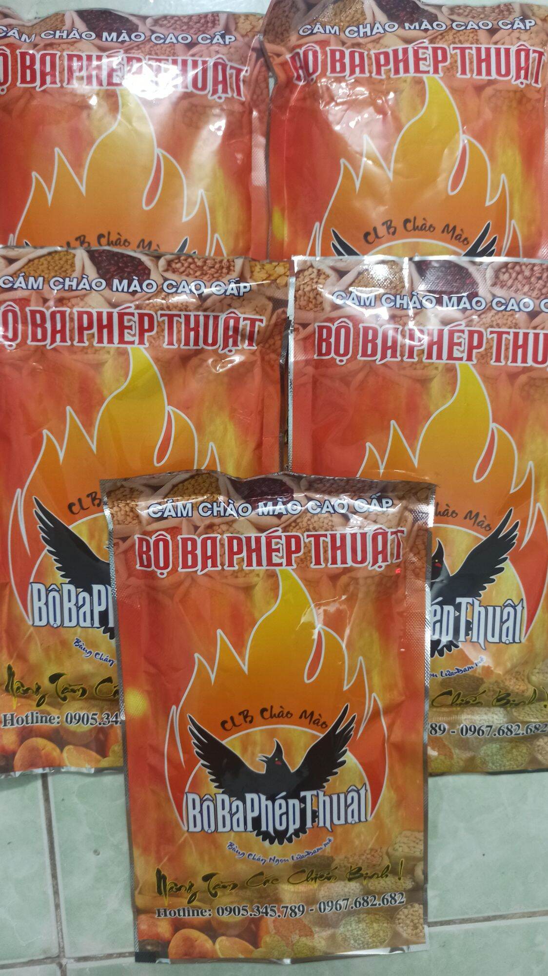 Cám chào mào cao cấp Bộ Ba Phép Thuật