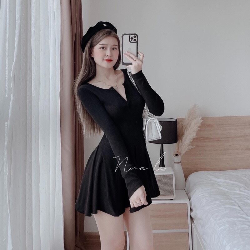 ĐẦM BODY ÔM XÒE ĐÍNH NÚT DXă