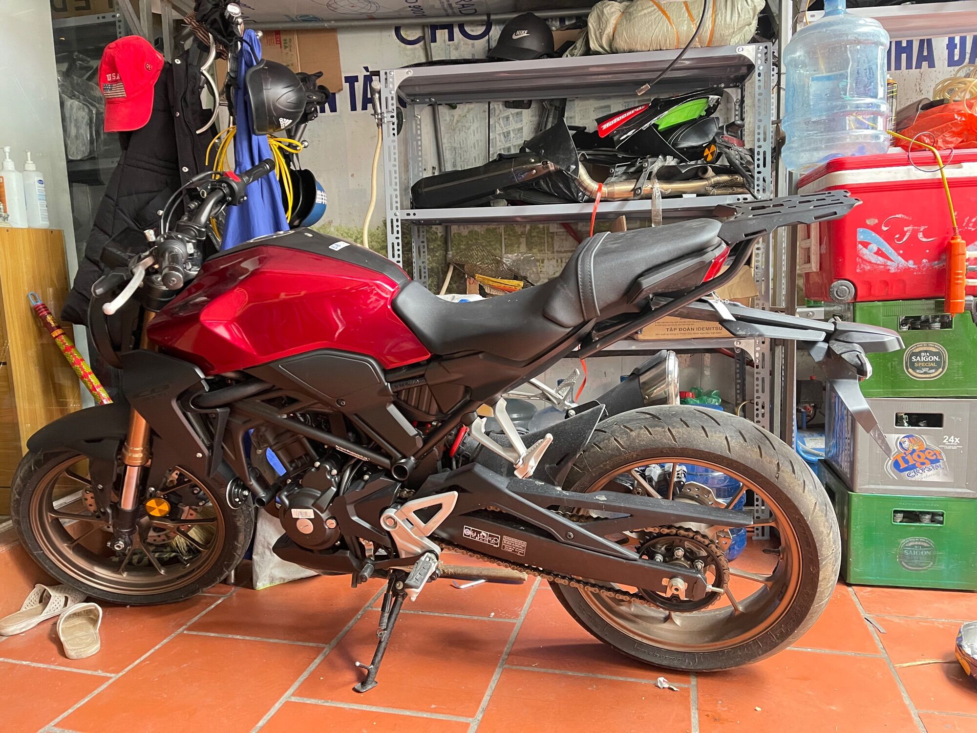 Baga giá buộc hành lý CB150R,CB300R CNC (sơn sần tĩnh điện chống xước)