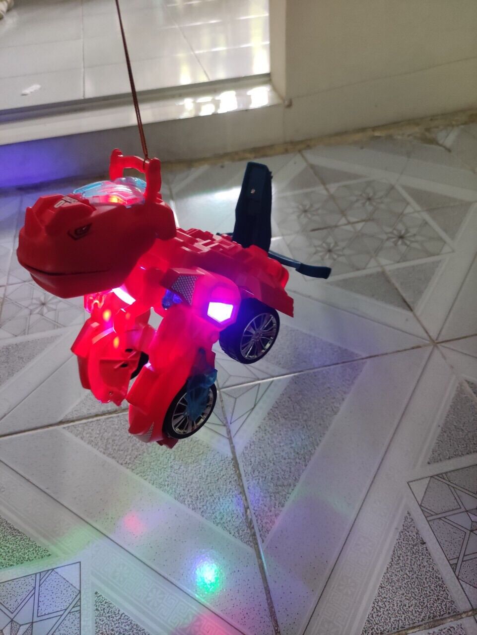 Xe Robot biến hình có nhạc