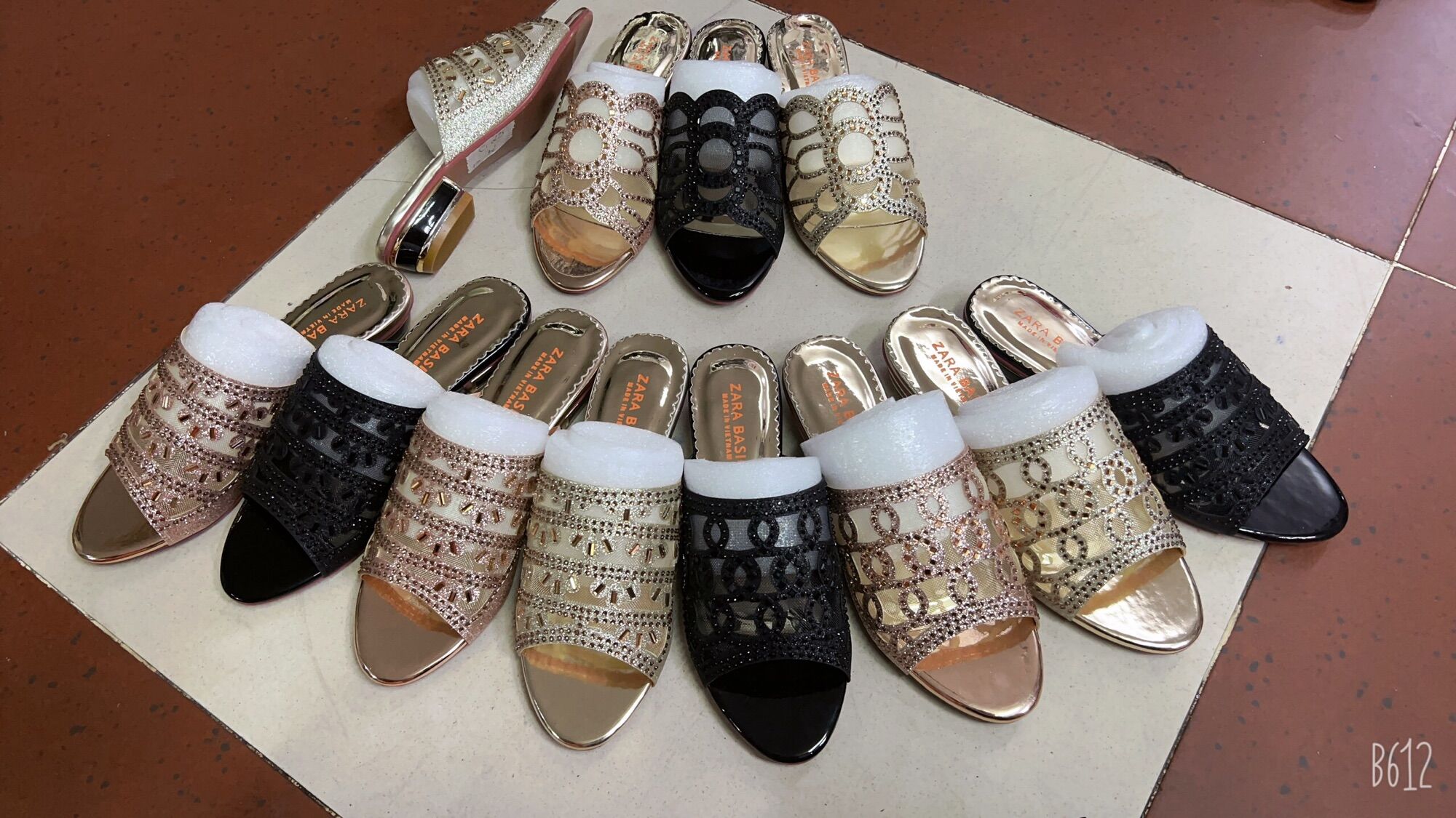 [HCM]Guốc trung nien số lớn big size .36-43