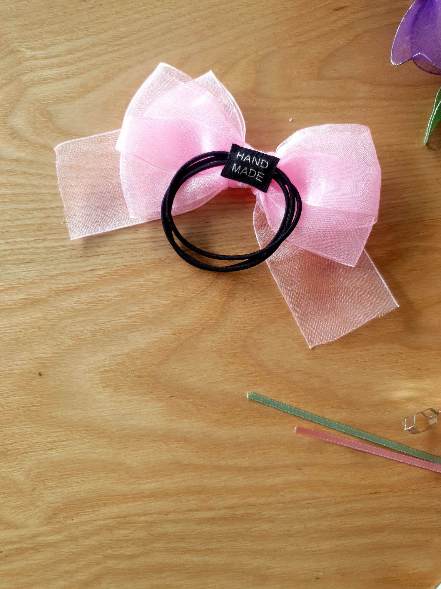 Cột tóc nơ ruy băng Handmade dễ thương cho bé.