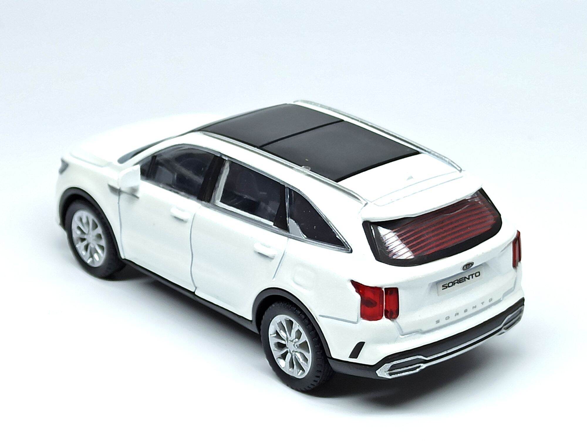 Mô hình xe Kia Sorento 2021 tỷ lệ 1/38