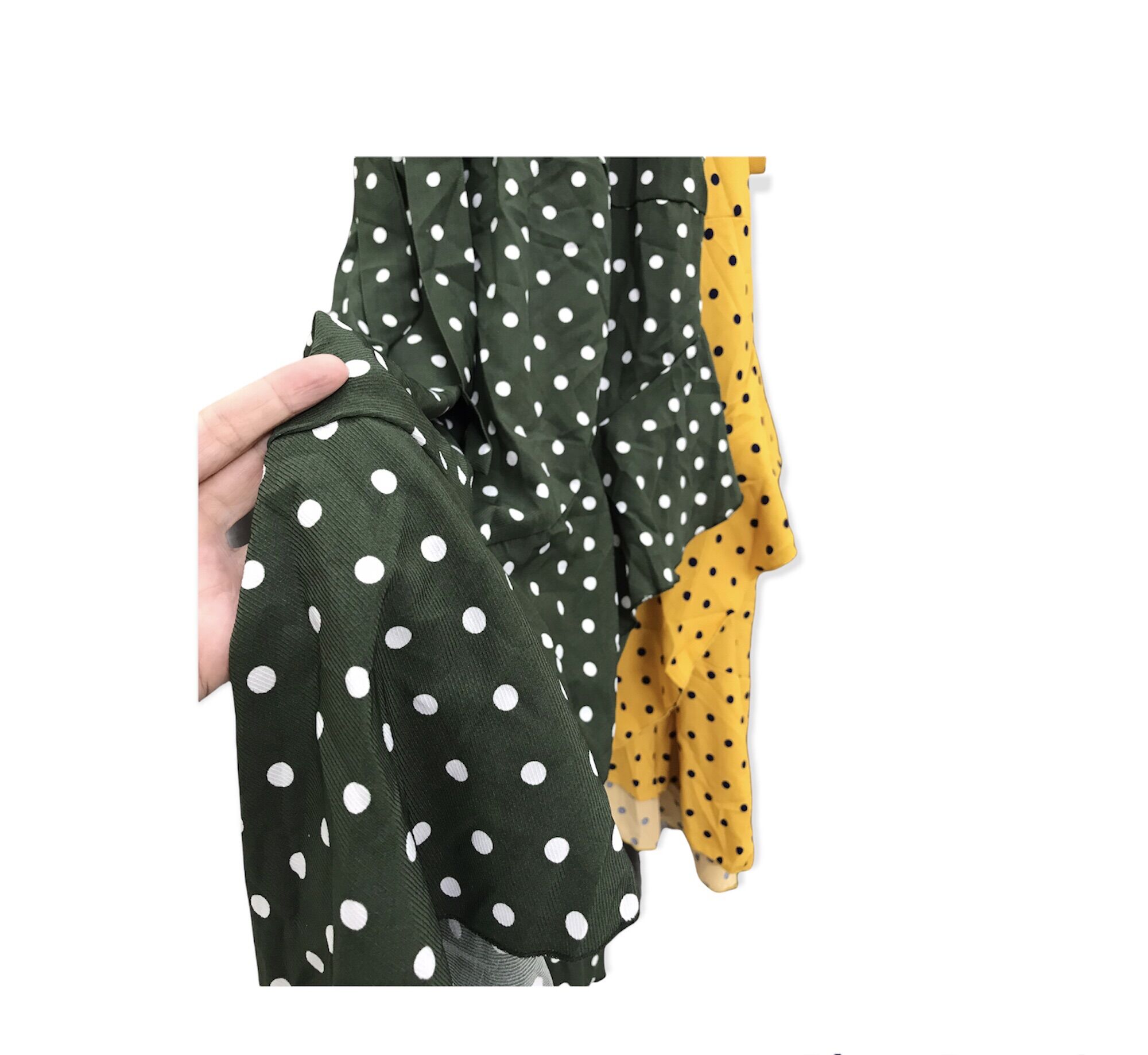 Váy kiểu nữ chấm bi