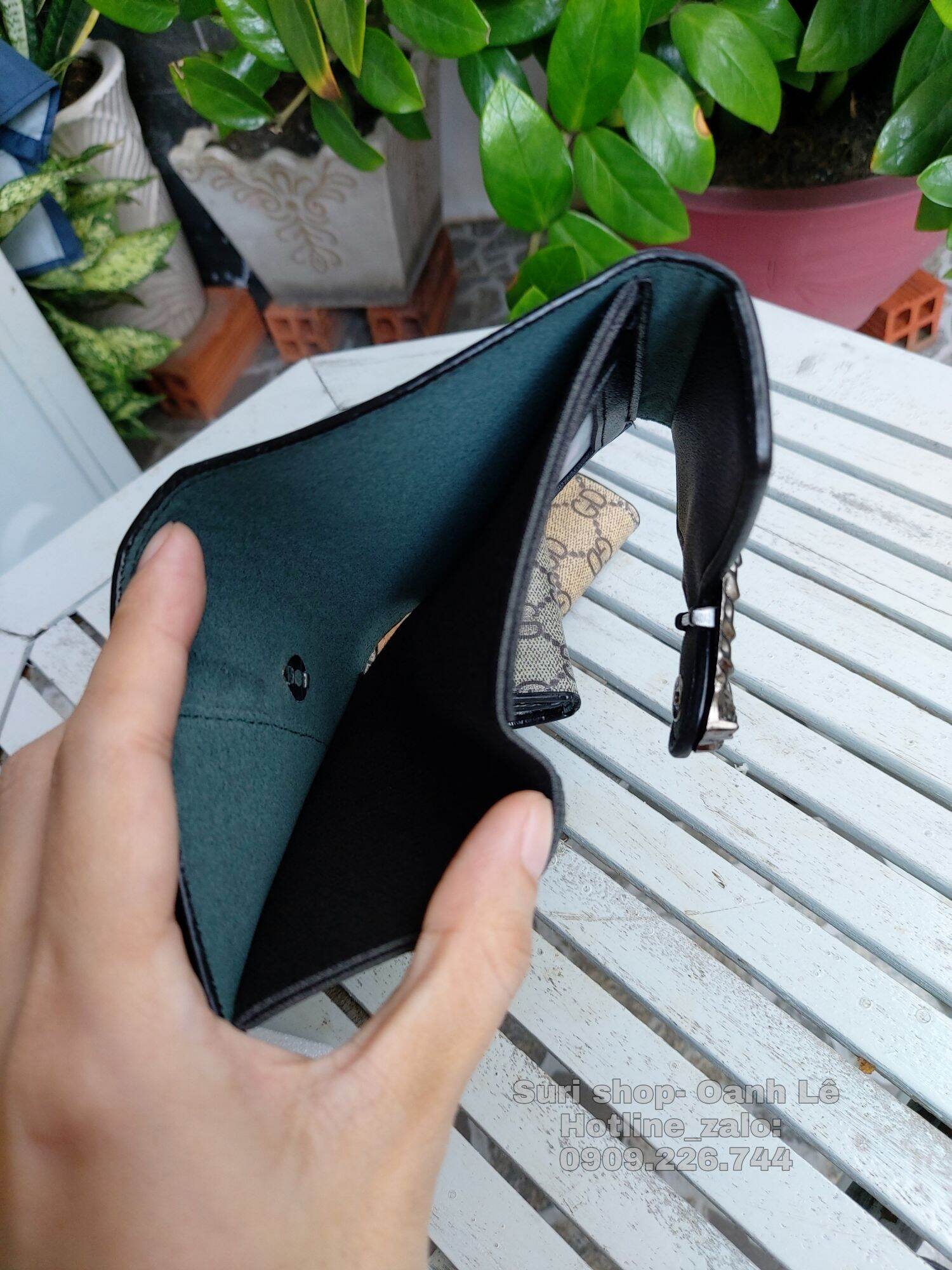 Ví đựng tiền khoá đầu rồng