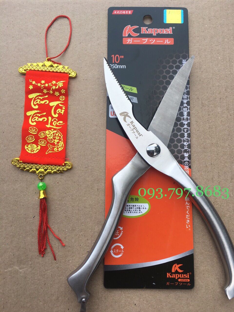 kéo cắt thịt gà, nhà bếp kapusi nhật