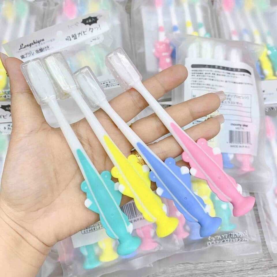 BÀN CHẢI HÀN QUỐC CHO BÉ TÚI 4 CHIẾC